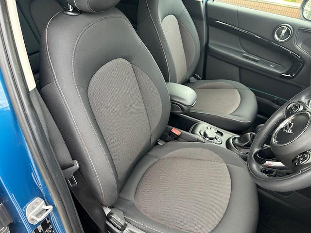 ＢＭＷでは運転席をコックピットと呼んでいます。