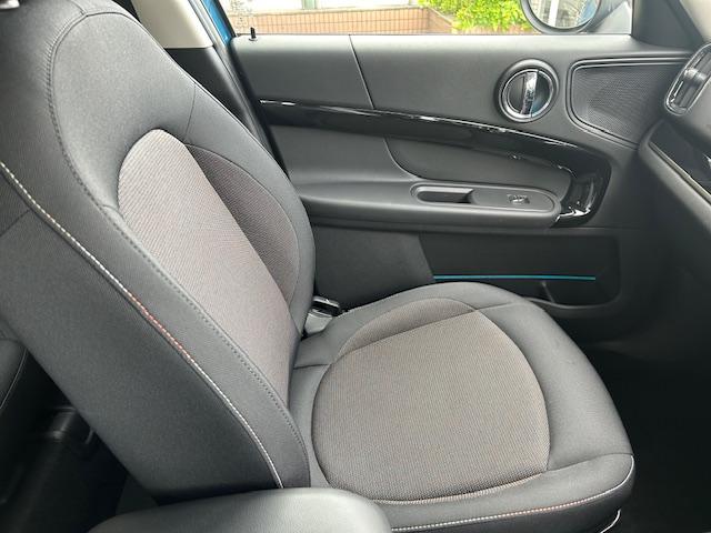 運転席から見た助手席