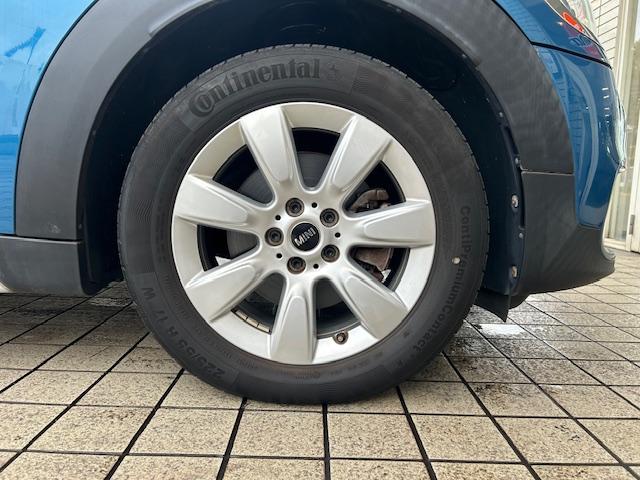 各種ドレスアップ（エアロパーツやマフラー、アルミホイール）も承っております。お客様だけのオリジナルの１台を作成してご納車いたします。