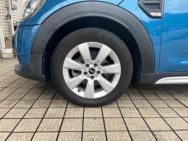 ＪＲ横浜線（鴨居駅）もしくは横浜市営地下鉄（仲町台駅ｏｒ都筑ふれあいの丘駅）までお迎えに上がりますので、ご連絡ください。