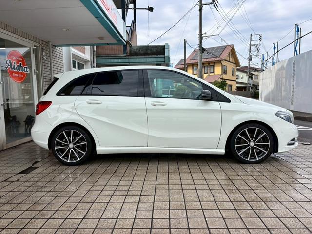 Bクラス B180 スポーツ ナイトパッケージ 100thアニバーサリーED・ブラックレザー・パワーシート・シートヒーター・純正ナビ・TV・バックカメラ・ETC・ナイトパッケージ・レーダーセーフティーパッケージ(4枚目)