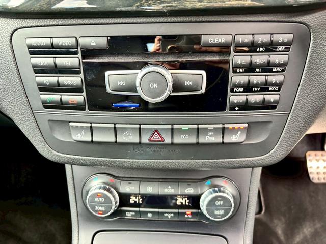 Bクラス B180 スポーツ ナイトパッケージ 100thアニバーサリーED・ブラックレザー・パワーシート・シートヒーター・純正ナビ・TV・バックカメラ・ETC・ナイトパッケージ・レーダーセーフティーパッケージ(13枚目)