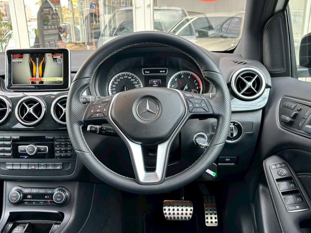 Bクラス B180 スポーツ ナイトパッケージ 100thアニバーサリーED・ブラックレザー・パワーシート・シートヒーター・純正ナビ・TV・バックカメラ・ETC・ナイトパッケージ・レーダーセーフティーパッケージ(22枚目)