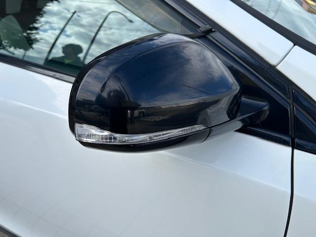 Ｖ４０ クロスカントリー　Ｔ５　ＡＷＤ　クロスカントリー　Ｔ５　ＡＷＤ（５名）ナビ・ＴＶ・バックカメラ　ＥＴＣ　白黒コンビ革シート　パワーシート　シートヒーター　ＨＩＤ　　クリアランスソナー　アダプティブクルーズコントロール　１７アルミ（32枚目）