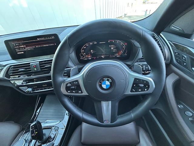 Ｘ３ Ｍ４０ｄ　Ｍ４０ｄ（５名）１オーナー・モカレザー・メモリー機能付きパワーシート・シートヒーター・パノラマガラスサンルーフ・ハーマンカードン・ヘッドアップディスプレイ・３６０カメラ・ＴＶ・ＥＴＣ・２１ＡＷ・（9枚目）