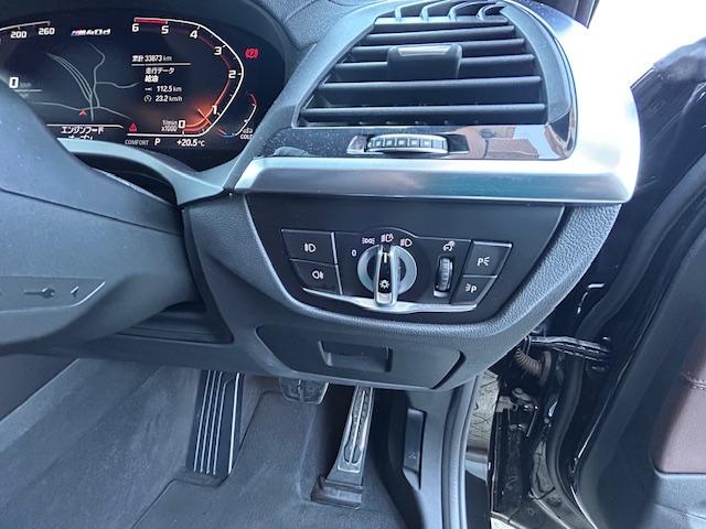 Ｘ３ Ｍ４０ｄ　Ｍ４０ｄ（５名）１オーナー・モカレザー・メモリー機能付きパワーシート・シートヒーター・パノラマガラスサンルーフ・ハーマンカードン・ヘッドアップディスプレイ・３６０カメラ・ＴＶ・ＥＴＣ・２１ＡＷ・（14枚目）