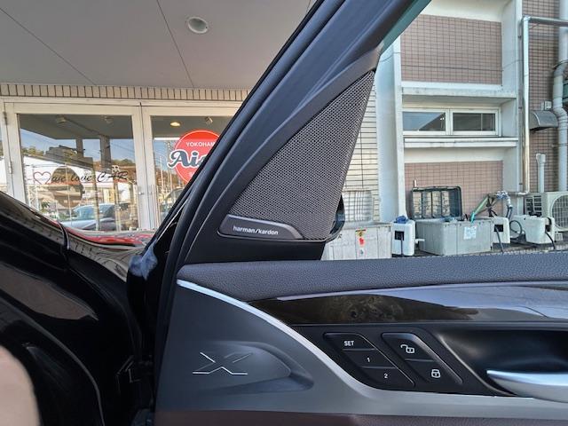 Ｘ３ Ｍ４０ｄ　Ｍ４０ｄ（５名）１オーナー・モカレザー・メモリー機能付きパワーシート・シートヒーター・パノラマガラスサンルーフ・ハーマンカードン・ヘッドアップディスプレイ・３６０カメラ・ＴＶ・ＥＴＣ・２１ＡＷ・（21枚目）