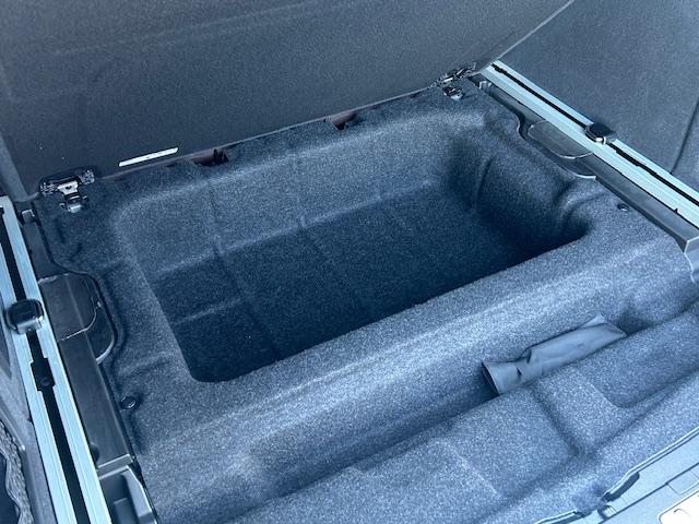 Ｘ３ Ｍ４０ｄ　Ｍ４０ｄ（５名）１オーナー・モカレザー・メモリー機能付きパワーシート・シートヒーター・パノラマガラスサンルーフ・ハーマンカードン・ヘッドアップディスプレイ・３６０カメラ・ＴＶ・ＥＴＣ・２１ＡＷ・（28枚目）