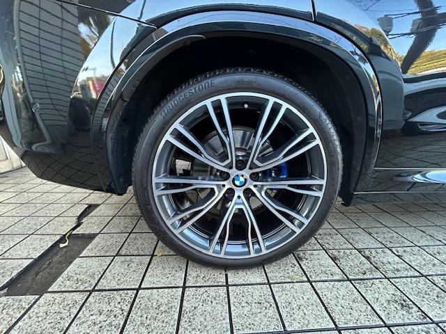 Ｘ３ Ｍ４０ｄ　Ｍ４０ｄ（５名）１オーナー・モカレザー・メモリー機能付きパワーシート・シートヒーター・パノラマガラスサンルーフ・ハーマンカードン・ヘッドアップディスプレイ・３６０カメラ・ＴＶ・ＥＴＣ・２１ＡＷ・（35枚目）