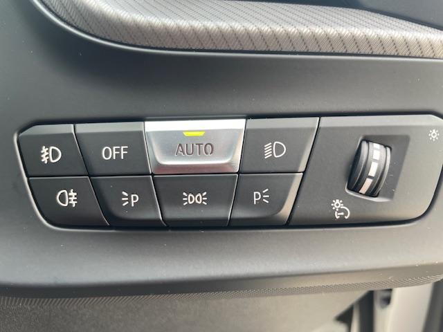 １シリーズ １１８ｄ　Ｍスポーツエディションジョイ＋ハイラインＰ　赤レザー・メモリー機能付きパワーシート・シートヒーター・ナビ・地デジ・Ｂカメラ・ＡＣＣ・ＬＣＷ・Ｐバックドア・ＬＥＤヘッドライト・前後ドラレコ・１８ＡＷ（23枚目）