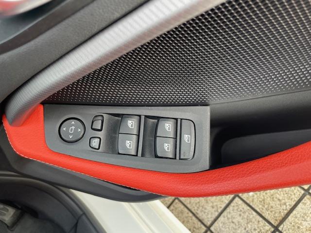１シリーズ １１８ｄ　Ｍスポーツエディションジョイ＋ハイラインＰ　赤レザー・メモリー機能付きパワーシート・シートヒーター・ナビ・地デジ・Ｂカメラ・ＡＣＣ・ＬＣＷ・Ｐバックドア・ＬＥＤヘッドライト・前後ドラレコ・１８ＡＷ（26枚目）
