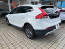 Ｖ４０ クロスカントリー　Ｔ５　ＡＷＤ　クロスカントリー　Ｔ５　ＡＷＤ（５名）ナビ・ＴＶ・バックカメラ　ＥＴＣ　白黒コンビ革シート　パワーシート　シートヒーター　ＨＩＤ　　クリアランスソナー　アダプティブクルーズコントロール　１７アルミ（7枚目）