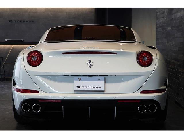 カリフォルニアＴ ベースグレード　Ｆ１　ＤＣＴ　ＬＥＤカーボンドライビングゾーン　ＯＰ鍛造２０インチＡＷ　ブルースターリングインテリア　ＡｐｐｌｅＣａｒＰｌａｙ　正規ディーラー車（29枚目）