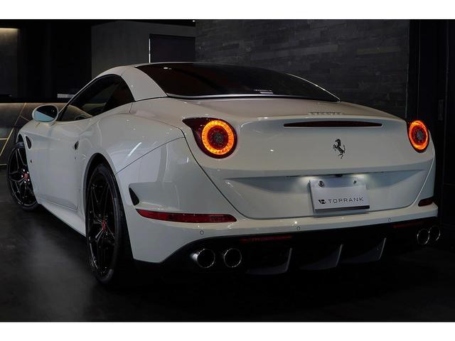 カリフォルニアＴ ベースグレード　Ｆ１　ＤＣＴ　ＬＥＤカーボンドライビングゾーン　ＯＰ鍛造２０インチＡＷ　ブルースターリングインテリア　ＡｐｐｌｅＣａｒＰｌａｙ　正規ディーラー車（35枚目）