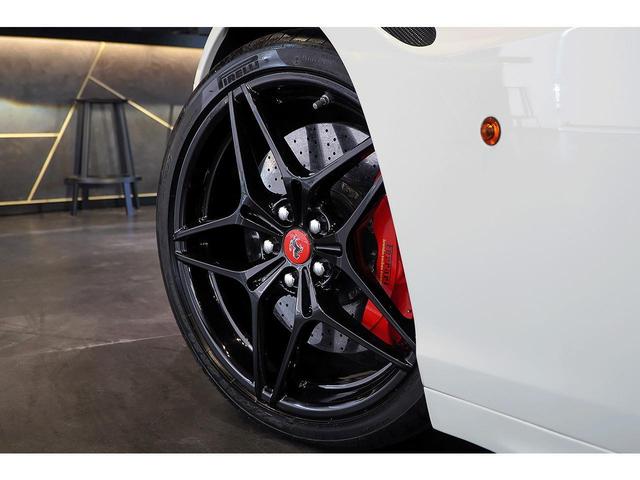 カリフォルニアＴ ベースグレード　Ｆ１　ＤＣＴ　ＬＥＤカーボンドライビングゾーン　ＯＰ鍛造２０インチＡＷ　ブルースターリングインテリア　ＡｐｐｌｅＣａｒＰｌａｙ　正規ディーラー車（41枚目）
