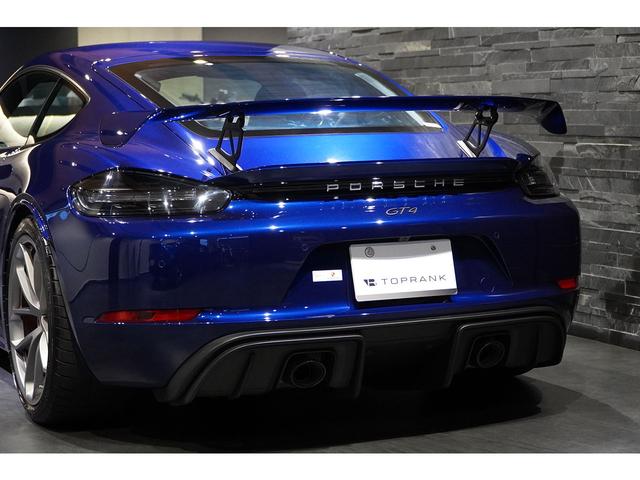 ７１８ケイマン ７１８ケイマンＧＴ４　６ＭＴ　ゲンチアンブルーメタリック　クロノＰＫＧ　ＰＤＬＳ＋付きＬＥＤヘッドライト　ＢＯＳＥサウンドシステム　シートヒーター　１オーナー（16枚目）