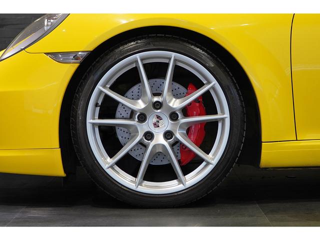 ９１１ ９１１カレラＳ　ＰＤＫ　レーシングイエロー　スポーツデザインＰＫＧ　スポーツクロノＰＫＧ　ＰＡＳＭスポーツシャシー　スポーツデザインステア　シートヒーター（6枚目）