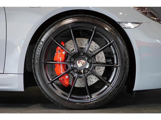 ７１８ボクスター ７１８ボクスターＧＴＳ　４．０　スポクロ　スポエグ　左ハンドル　アークティックグレー　カーボンインテリアＰＫＧ　ＰＤＬＳ＋ヘッドライト　シートヒーター　１オーナー　新車保証付き（15枚目）