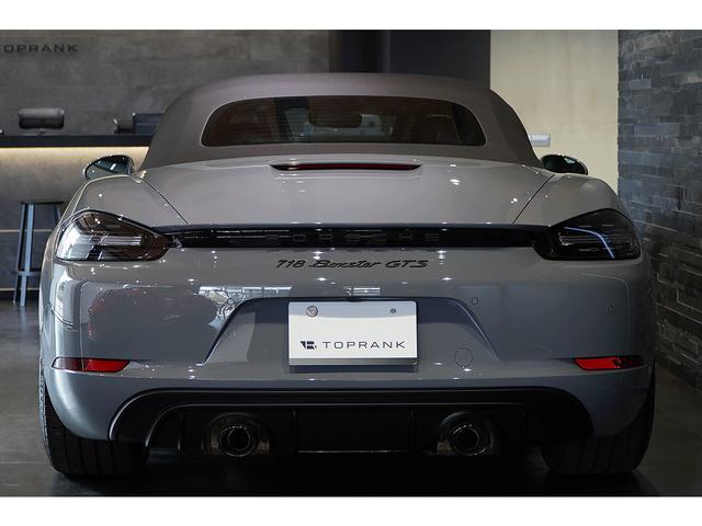 ７１８ボクスター ７１８ボクスターＧＴＳ　４．０　スポクロ　スポエグ　左ハンドル　アークティックグレー　カーボンインテリアＰＫＧ　ＰＤＬＳ＋ヘッドライト　シートヒーター　１オーナー　新車保証付き（27枚目）