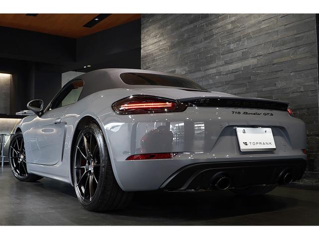 ７１８ボクスター ７１８ボクスターＧＴＳ　４．０　スポクロ　スポエグ　左ハンドル　アークティックグレー　カーボンインテリアＰＫＧ　ＰＤＬＳ＋ヘッドライト　シートヒーター　１オーナー　新車保証付き（31枚目）