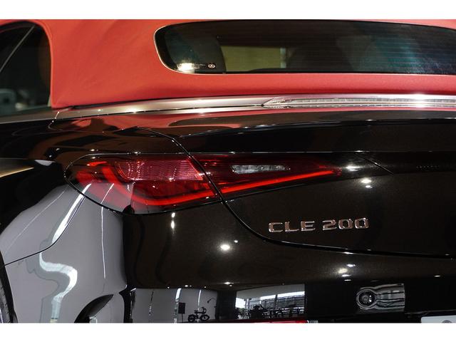 ＣＬＥ ＣＬＥ２００　カブリオレ　スポーツ　ベージュレザー　レッドソフトトップ　ＥＸＣ＆ドライバーズＰＫＧ　Ｂｕｒｍｅｓｔｅｒ　１オーナー　新車保証（23枚目）