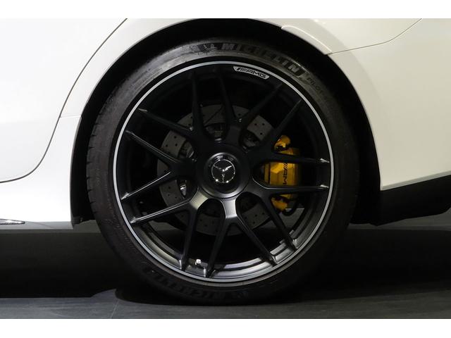 ＧＴ ４ドアクーペ ６３　Ｓ　４マチック＋　左ハンドル　１オーナー　ダイヤモンドホワイトＭ　ＡＭＧカーボン＆ＡＭＧパフォーマンスＰＫＧ　フルレザー仕様　Ｂｕｒｍｅｓｔｅｒ　ＳＲ（8枚目）
