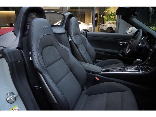 ７１８ボクスター ７１８ボクスターＧＴＳ　４．０　ＰＤＫ　ＳＰカラー／クレヨン　ＰＤＬＳ付きＬＥＤヘッドライト　ＡＣＣ　レーンチェンジアシスト　２０２５ｙモデル　１オーナー　左Ｈ　走行７００ｋｍ（15枚目）