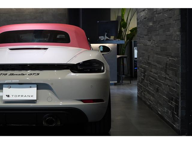 ７１８ボクスター ７１８ボクスターＧＴＳ　４．０　ＰＤＫ　ＳＰカラー／クレヨン　ＰＤＬＳ付きＬＥＤヘッドライト　ＡＣＣ　レーンチェンジアシスト　２０２５ｙモデル　１オーナー　左Ｈ　走行７００ｋｍ（21枚目）