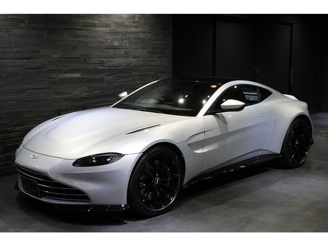 ヴァンテージ 　４．０　Ｖ８　グロスブラックパック　ヴェーンドグリル　スモークドテールライト　スポーツプラスシート　２０インチＡＷ　右ハンドル（2枚目）