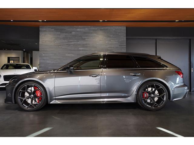 ＲＳ６アバント パフォーマンス ベースグレード　ＲＳスポーツエキゾースト　ＲＳスポーツサス＋　パノラマＳＲ　カーボン＆ブラックスタイリング　コニャック革　ワンオーナー（6枚目）