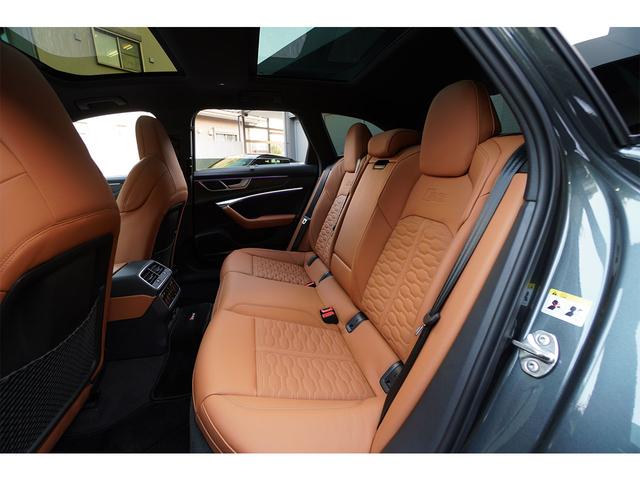 ＲＳ６アバント パフォーマンス ベースグレード　ＲＳスポーツエキゾースト　ＲＳスポーツサス＋　パノラマＳＲ　カーボン＆ブラックスタイリング　コニャック革　ワンオーナー（17枚目）