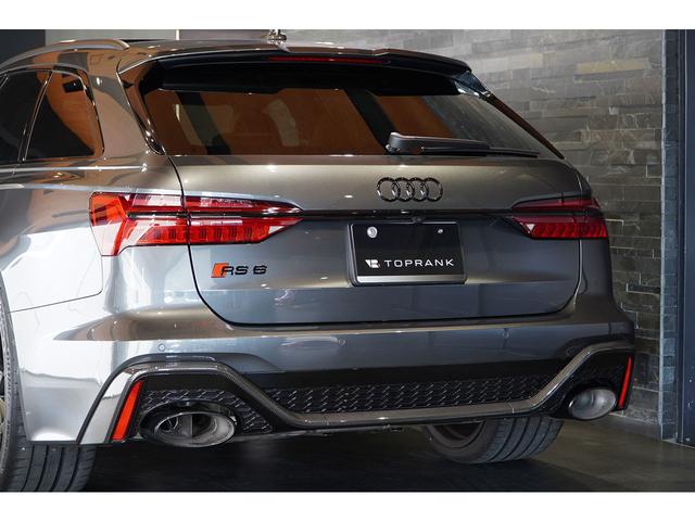 ＲＳ６アバント パフォーマンス ベースグレード　ＲＳスポーツエキゾースト　ＲＳスポーツサス＋　パノラマＳＲ　カーボン＆ブラックスタイリング　コニャック革　ワンオーナー（20枚目）