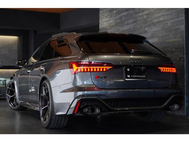 ＲＳ６アバント パフォーマンス ベースグレード　ＲＳスポーツエキゾースト　ＲＳスポーツサス＋　パノラマＳＲ　カーボン＆ブラックスタイリング　コニャック革　ワンオーナー（24枚目）