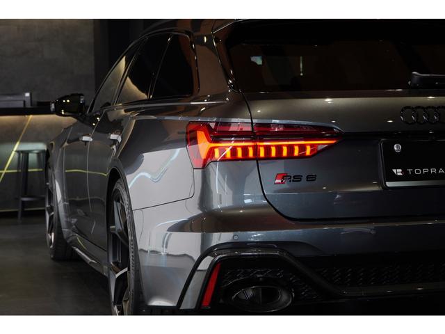 ＲＳ６アバント パフォーマンス ベースグレード　ＲＳスポーツエキゾースト　ＲＳスポーツサス＋　パノラマＳＲ　カーボン＆ブラックスタイリング　コニャック革　ワンオーナー（25枚目）