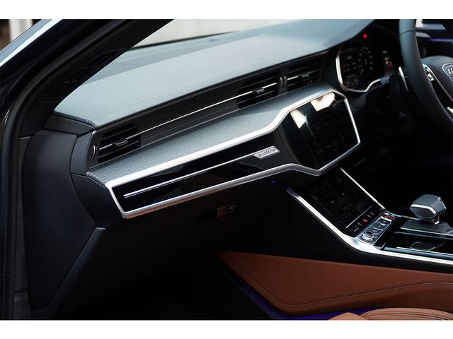 ＲＳ６アバント パフォーマンス ベースグレード　ＲＳスポーツエキゾースト　ＲＳスポーツサス＋　パノラマＳＲ　カーボン＆ブラックスタイリング　コニャック革　ワンオーナー（34枚目）