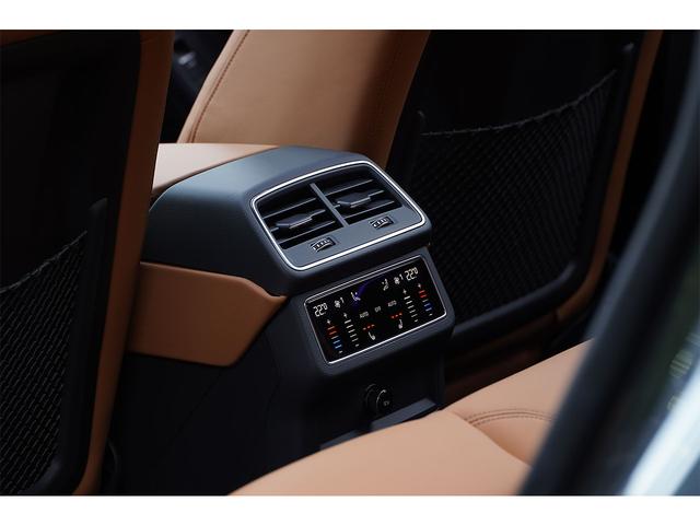 ＲＳ６アバント パフォーマンス ベースグレード　ＲＳスポーツエキゾースト　ＲＳスポーツサス＋　パノラマＳＲ　カーボン＆ブラックスタイリング　コニャック革　ワンオーナー（39枚目）