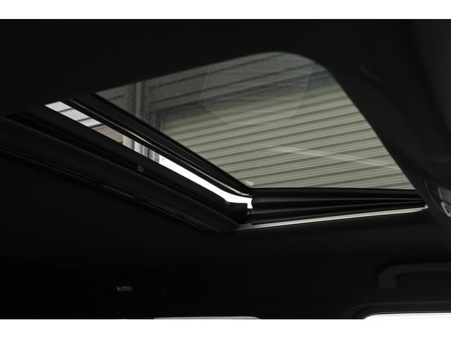 Ｇクラス Ｇ３５０ｄ　エメラルドグリーン×ベージュレザー×ウッドインテリア　ラグジュアリーＰＫＧ　アダプティブダンピングシステム　１オーナー（17枚目）