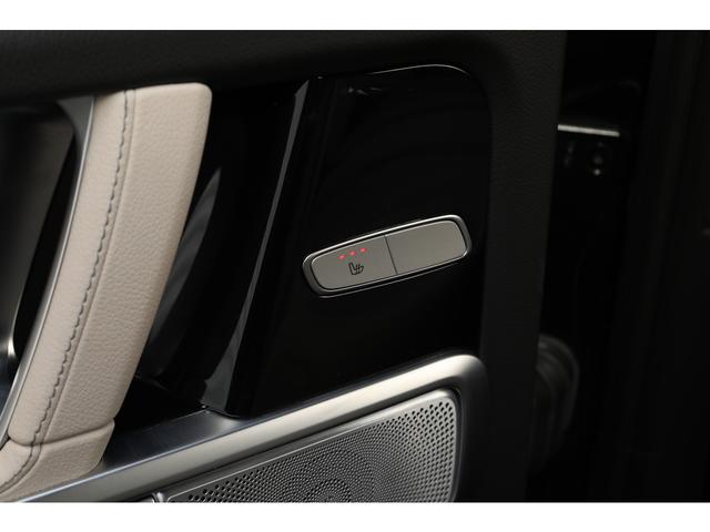 Ｇクラス Ｇ３５０ｄ　エメラルドグリーン×ベージュレザー×ウッドインテリア　ラグジュアリーＰＫＧ　アダプティブダンピングシステム　１オーナー（26枚目）