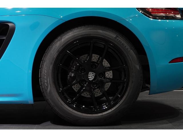 ７１８ケイマン ７１８ケイマン　スペシャルカラー／マイアミブルー　スポーツテールパイプ　シートヒーター　オートエアコン　電動可倒式ドアミラー　リアビューカメラ　１８インチＡＷ　車検Ｒ９．６（8枚目）