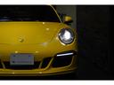 ９１１カレラＳ　ＰＤＫ　レーシングイエロー　スポーツデザインＰＫＧ　スポーツクロノＰＫＧ　ＰＡＳＭスポーツシャシー　スポーツデザインステア　シートヒーター（27枚目）