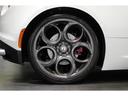４Ｃスパイダー ベースグレード　スポーツＰＫＧ　レザーＰＫＧ　レッドレザーインテリア　ブラックソフトトップＦ：１８／Ｒ：１９インチＡＷ　レッドブレーキキャリパー　スポーツエキゾースト（7枚目）