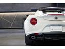 ベースグレード　スポーツＰＫＧ　レザーＰＫＧ　レッドレザーインテリア　ブラックソフトトップＦ：１８／Ｒ：１９インチＡＷ　レッドブレーキキャリパー　スポーツエキゾースト（18枚目）