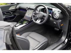オプション装備には、運転中の視認性を高める【ヘッドアップディスプレイ】が選択されております 5