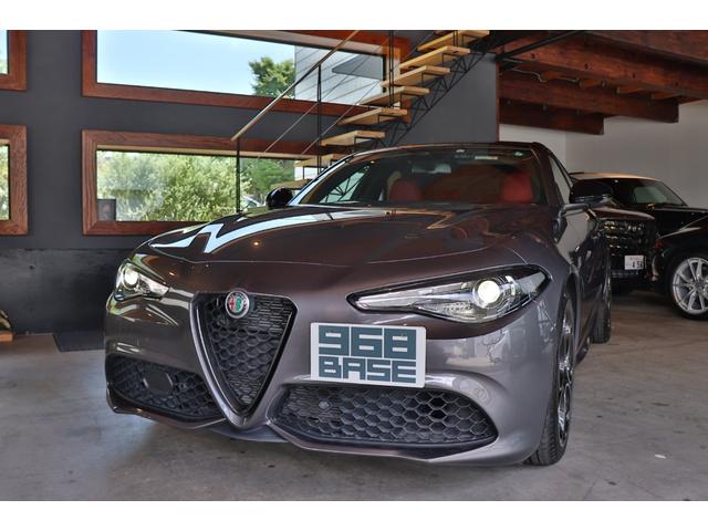 ジュリア ヴェローチェ　パドルシフト　ステアリングヒーター　ＡＣＣ　ＢＳＭ　ＬＫＡ　赤革　シートヒーター　ナビ　ＥＴＣ　Ｂカメラ　コーナーセンサー　ハーマンカードン　前後ドラレコ　ワイヤレスチャージ　１９ＡＷ（5枚目）