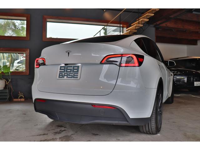 モデルＹ ＲＷＤ　パノラマガラスルーフ　ステアリングヒーター　ブラックレザー　パワーシート　シートヒーター　ナビ　ＥＴＣ　バックカメラ　コーナーセンサー　ドラレコ　パワーテールゲート　ＬＥＤライト　１９ＡＷ（26枚目）