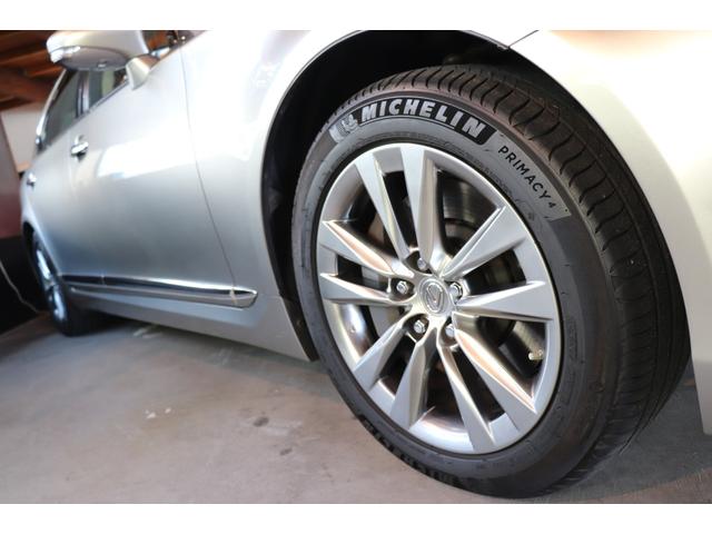 ＬＳ ＬＳ４６０Ｌ　ブラウンレザー　後席モニター　ドラレコ　ＬＫＡ　ＢＳＭ　ステアリングヒーター　全席シートヒーター　全席ベンチレーション　ナビ　地デジ　ＥＴＣ　バックカメラ　コーナーセンサー　オートトランクリッド（6枚目）