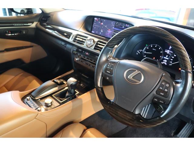 ＬＳ ＬＳ４６０Ｌ　ブラウンレザー　後席モニター　ドラレコ　ＬＫＡ　ＢＳＭ　ステアリングヒーター　全席シートヒーター　全席ベンチレーション　ナビ　地デジ　ＥＴＣ　バックカメラ　コーナーセンサー　オートトランクリッド（13枚目）