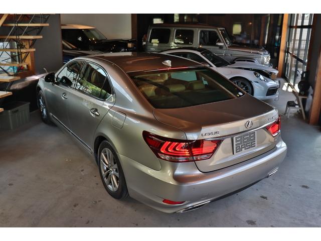 ＬＳ ＬＳ４６０Ｌ　ブラウンレザー　後席モニター　ドラレコ　ＬＫＡ　ＢＳＭ　ステアリングヒーター　全席シートヒーター　全席ベンチレーション　ナビ　地デジ　ＥＴＣ　バックカメラ　コーナーセンサー　オートトランクリッド（24枚目）