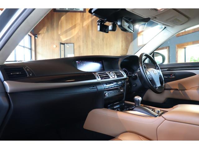 ＬＳ ＬＳ４６０Ｌ　ブラウンレザー　後席モニター　ドラレコ　ＬＫＡ　ＢＳＭ　ステアリングヒーター　全席シートヒーター　全席ベンチレーション　ナビ　地デジ　ＥＴＣ　バックカメラ　コーナーセンサー　オートトランクリッド（58枚目）
