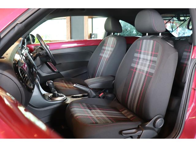 ザ・ビートル ハッシュタグピンクビートル　プッシュスタート　クルーズコントロール　純正ナビゲーション　地デジ　ＥＴＣ　バックカメラ　キセノン（11枚目）